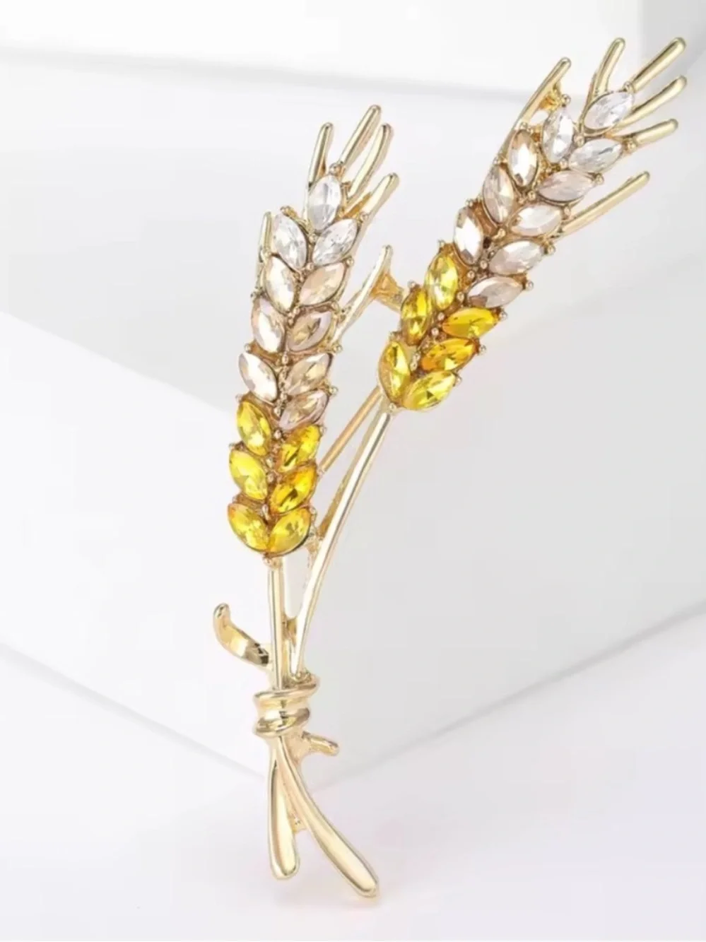 Anthropologie Gold Wheat Stem Brooch